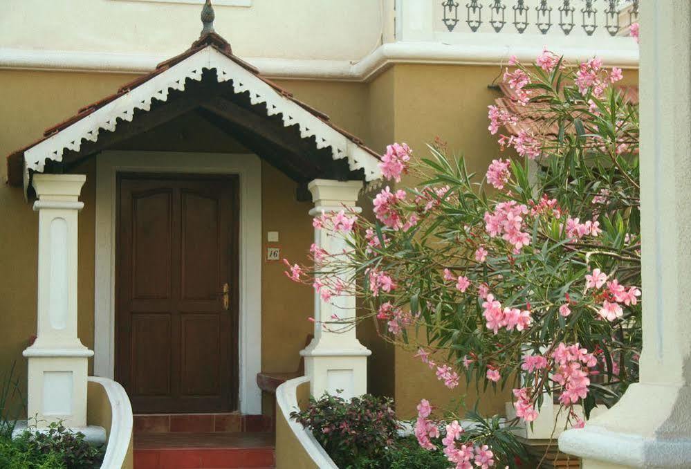 White Square Nirvana, Parra Mapusa Exteriér fotografie