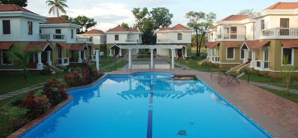 White Square Nirvana, Parra Mapusa Exteriér fotografie